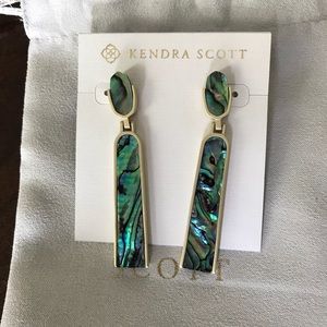 Kendra Scott Carson earrings in abalone.